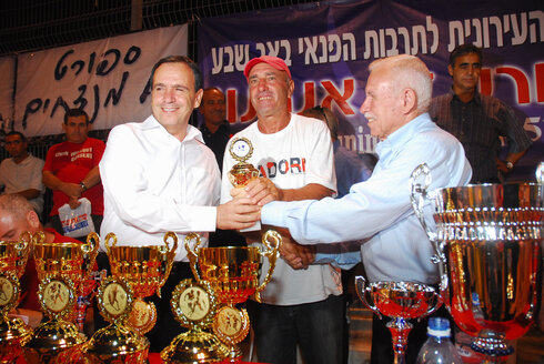 מאיר בוסקילה (במרכז) עם יעקב טרנר ודוד בונפלד