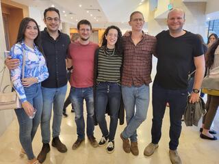 מתמחי כרמל עם בני ובנות הזוג