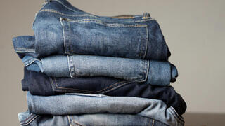 ג'ינסים לנשים